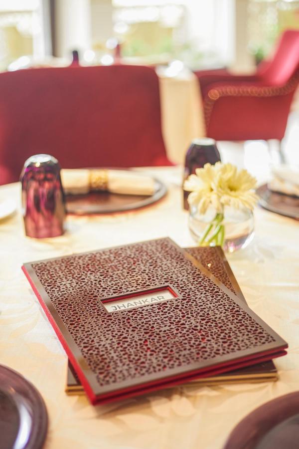 Tajview, Agra-Ihcl Seleqtions Hotel Agra  Kültér fotó Menu
