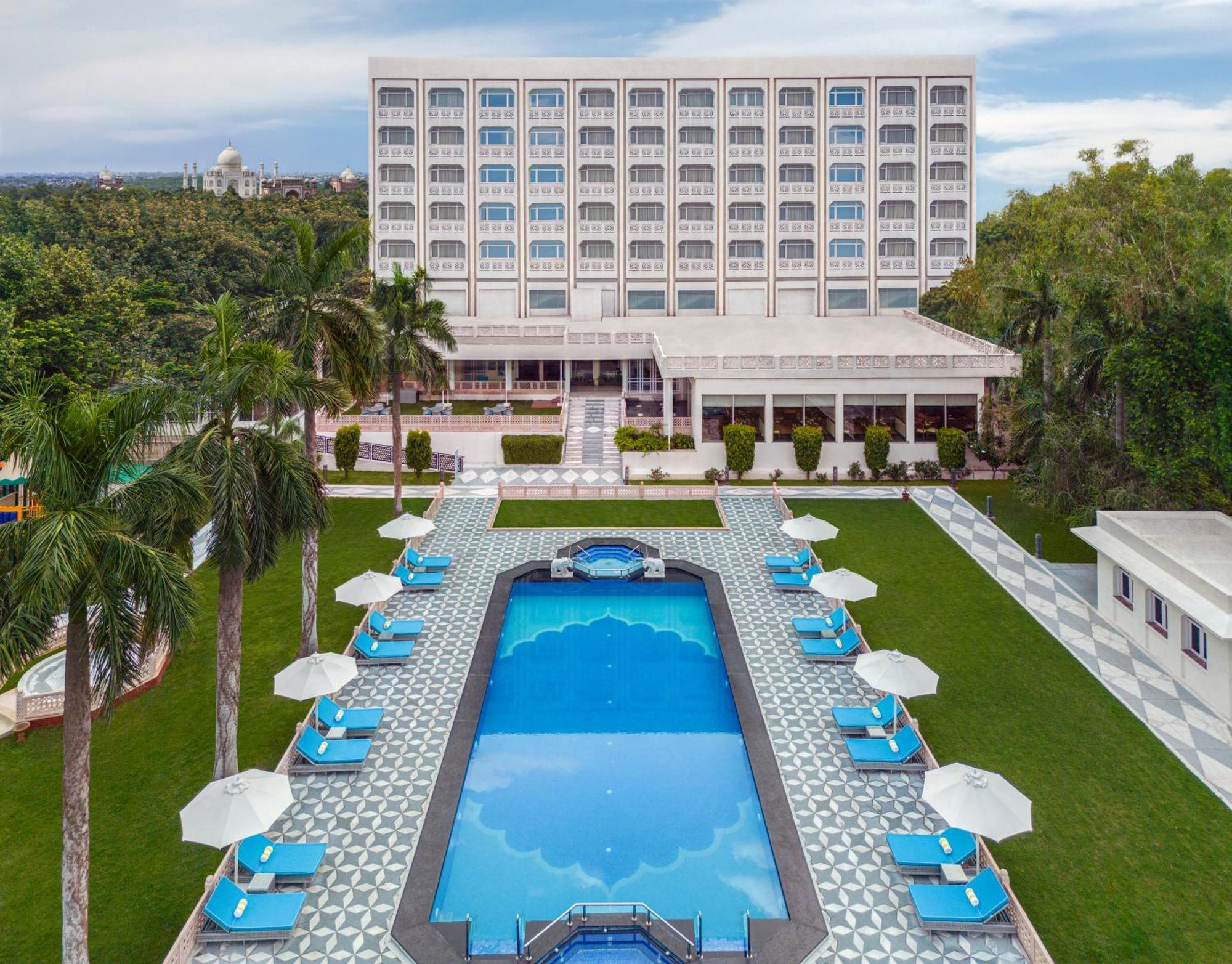 Tajview, Agra-Ihcl Seleqtions Hotel Agra  Kültér fotó The Royal