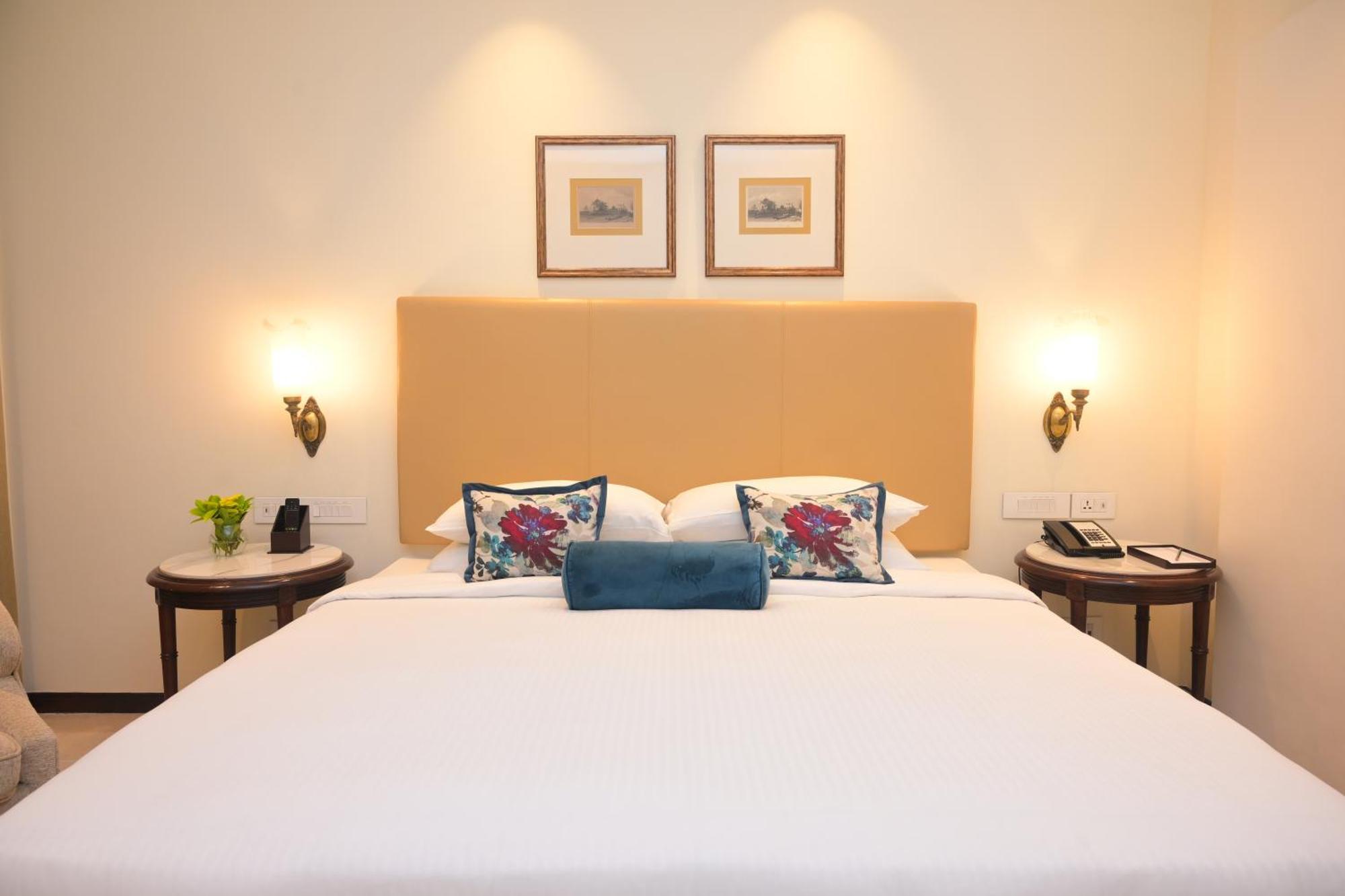 Tajview, Agra-Ihcl Seleqtions Hotel Agra  Szoba fotó A bedroom at the Taj Bengal